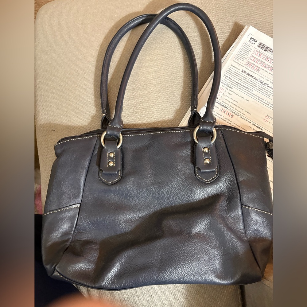 Stylish Black Leather Handbag